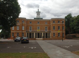 Plus de détails pour The Limes, Bedford - Bureau à louer