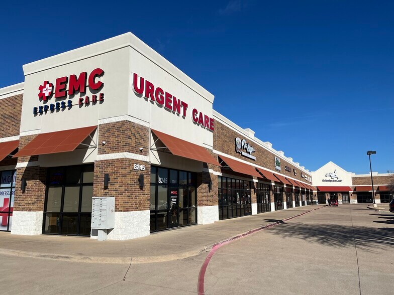 8245 Precinct Line Rd, North Richland Hills, TX à louer - Photo du bâtiment - Image 2 de 5