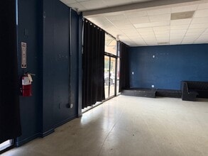 311 E Stan Schlueter Loop, Killeen, TX à louer Photo intérieure- Image 2 de 12