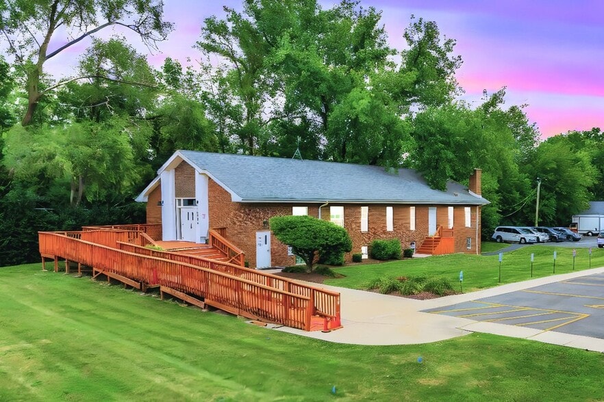 1352 N Cedar Rd, New Lenox, IL for sale - Building Photo - Image 1 of 37