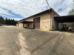 1675 NW Old 41 Hwy, Marietta, GA for lease Interior Photo- Image 2 of 2