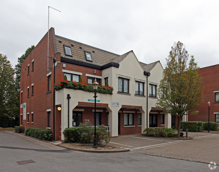 Chichester House, Lincoln Rd, High Wycombe à vendre - Photo principale - Image 1 de 1