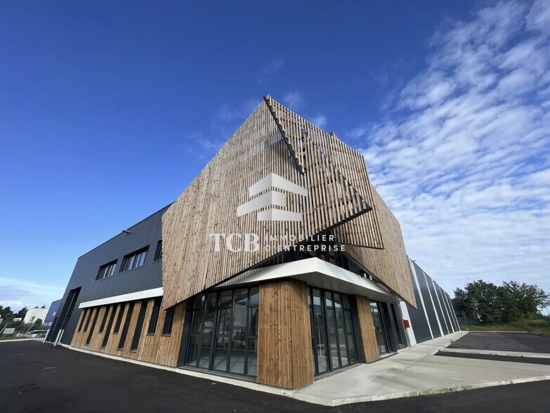 Flex dans Saint-Aignan-Grandlieu à louer - Photo du bâtiment - Image 1 de 5