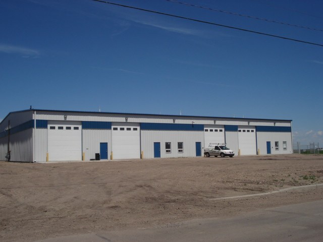 1401 Dirkson Dr, Redcliff, AB for sale Building Photo- Image 1 of 1