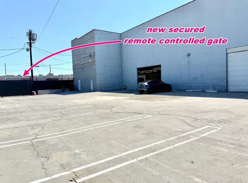 1813 E Washington Blvd, Los Angeles, CA à vendre - Photo du bâtiment - Image 3 de 7