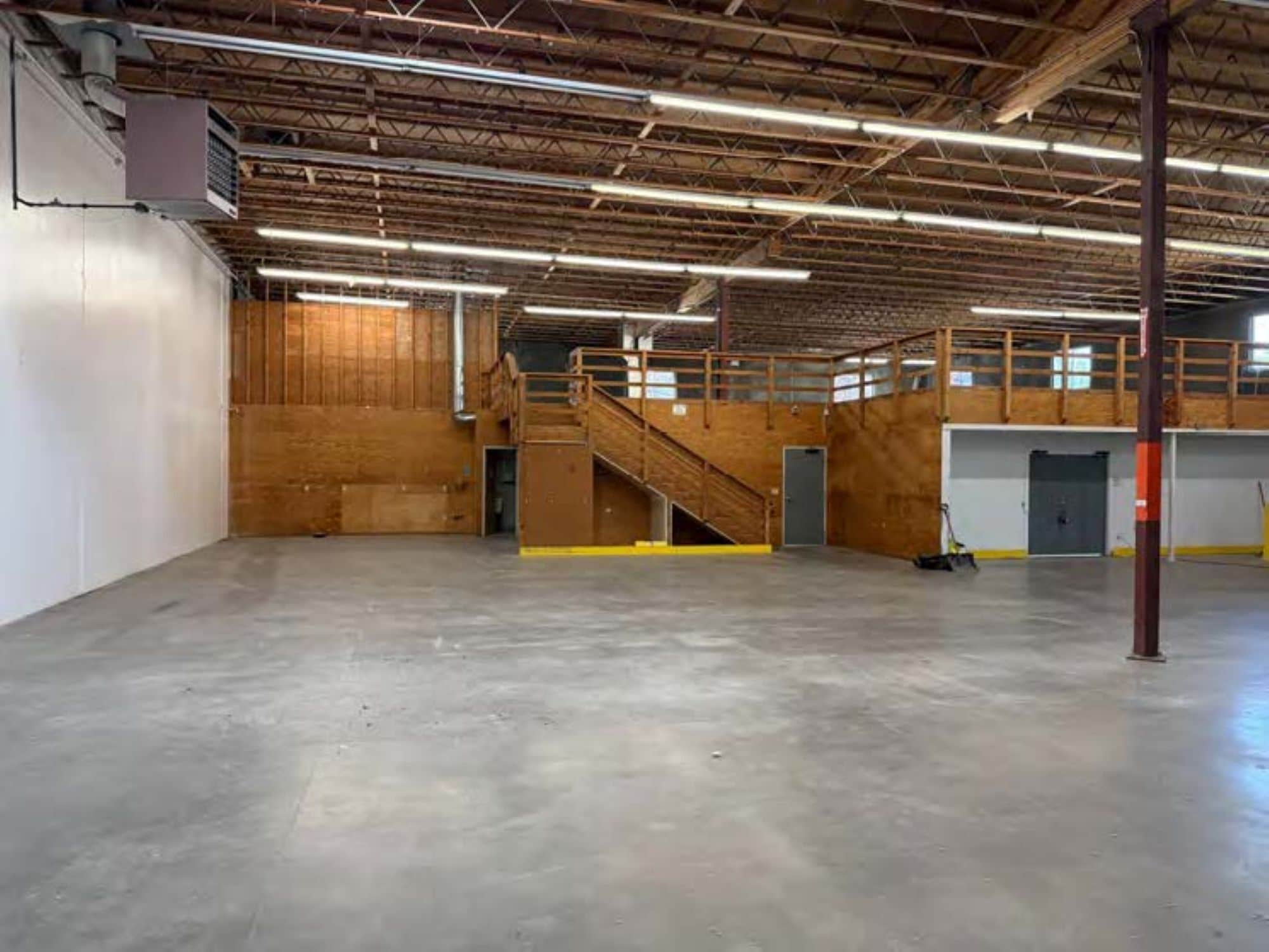 120 NE 9th Ave, Portland, OR for lease Interior Photo- Image 1 of 8
