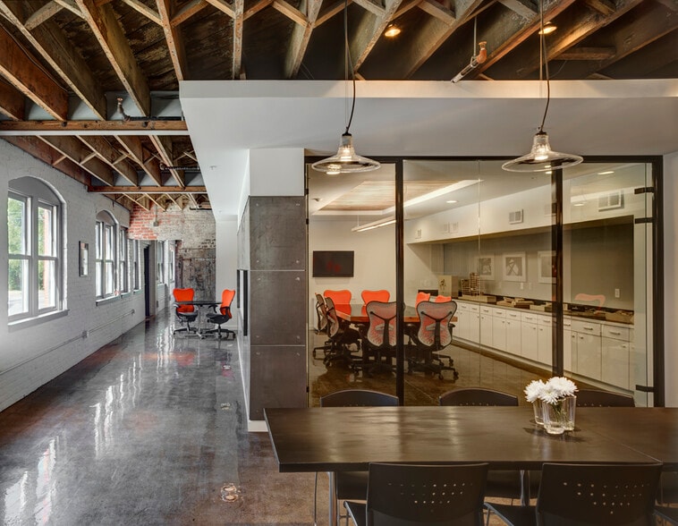 982 S Front St, Columbus, OH à louer - Photo intérieure - Image 2 de 5