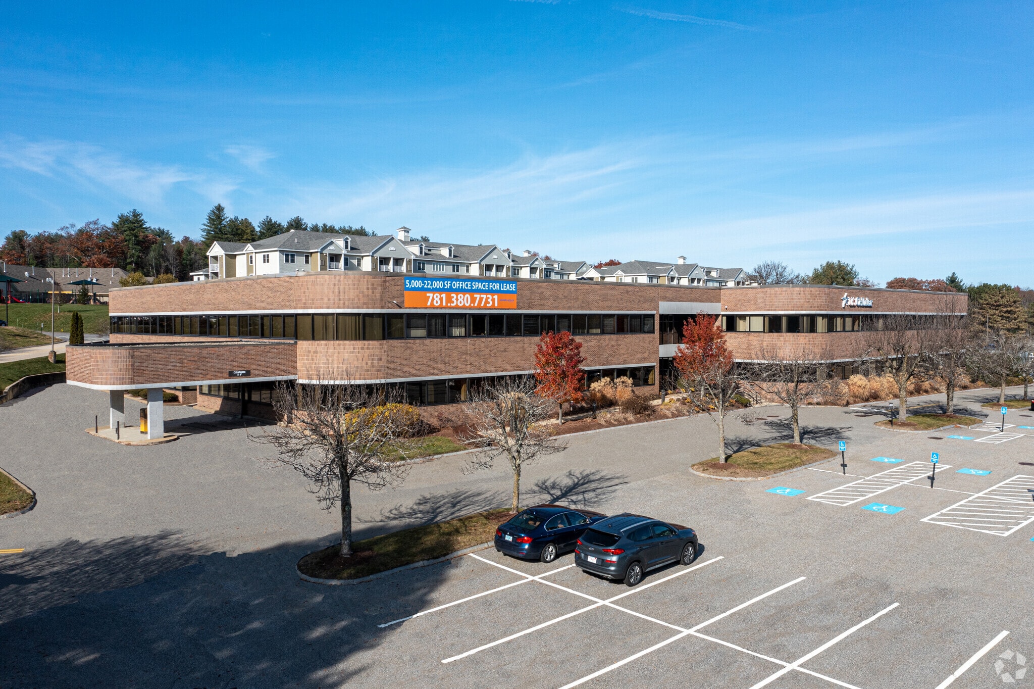 10 Corporate Dr, Bedford, NH for lease Primary Photo- Image 1 of 10
