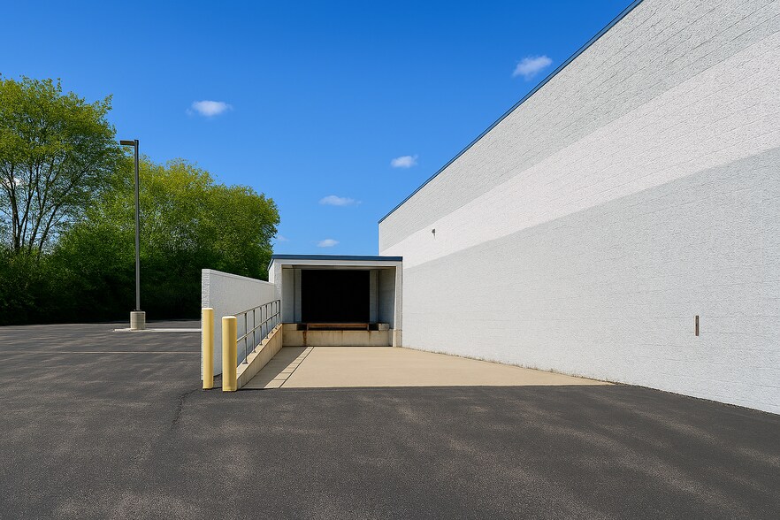 160 N Barrington Rd, Streamwood, IL à vendre - Photo du bâtiment - Image 3 de 7