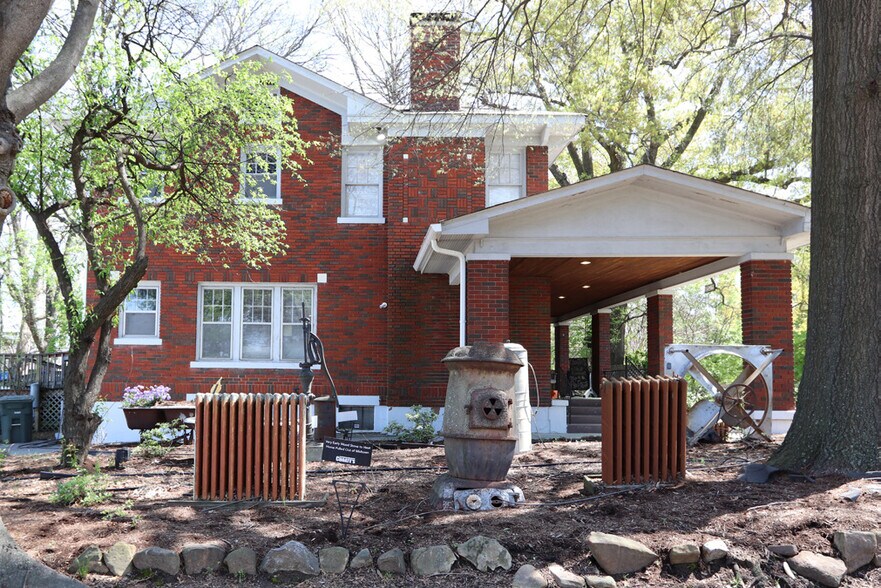 2526 Sam Cooper Blvd, Memphis, TN à vendre - Photo du bâtiment - Image 2 de 5