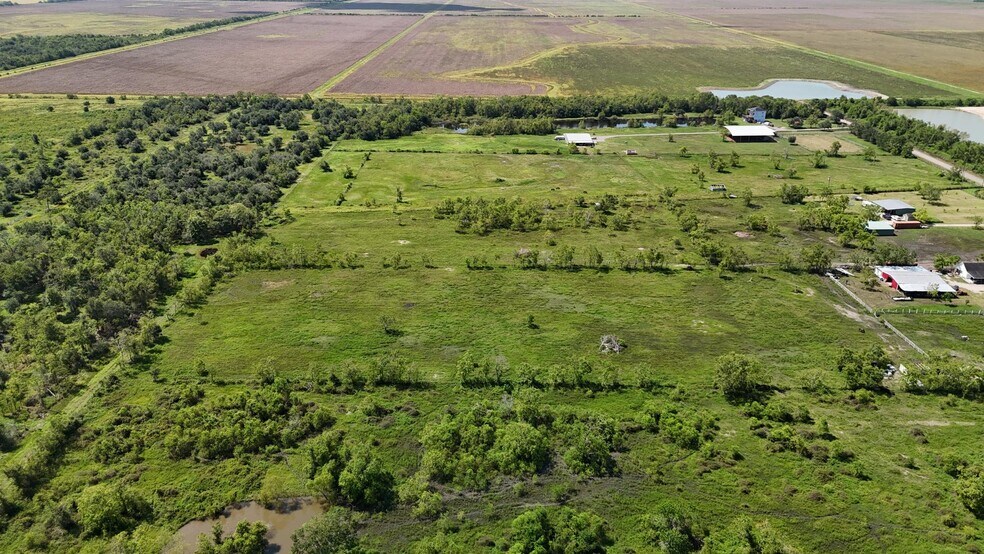 4010 E FM 1462 Rd, Rosharon, TX à vendre - Photo du bâtiment - Image 2 de 24