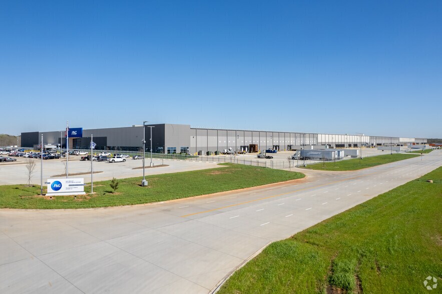 Logistics Pky, Jackson, GA à louer - Photo du bâtiment - Image 2 de 4