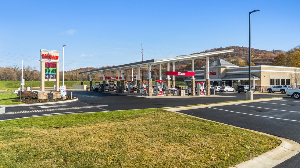 220 Shikellamy Ave, Sunbury, PA for sale - Building Photo - Image 2 of 2