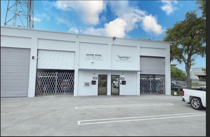 5220-5296 NW 163rd St, Miami Lakes, FL for lease - Building Photo - Image 3 of 17