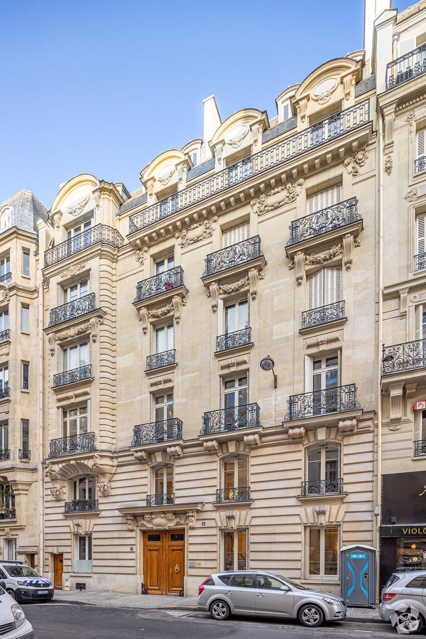 6 Rue De Madrid, Paris for lease Primary Photo- Image 1 of 3