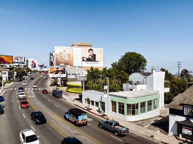 Plus de détails pour 8768 W Sunset Blvd, West Hollywood, CA - Commerce de détail à vendre