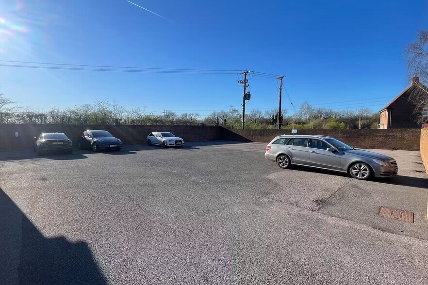 Grange Rd, Tongham à louer - Autre - Image 3 de 3