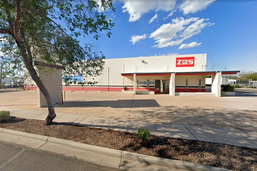 3230 E Washington St, Phoenix, AZ à louer - Photo principale - Image 1 de 11