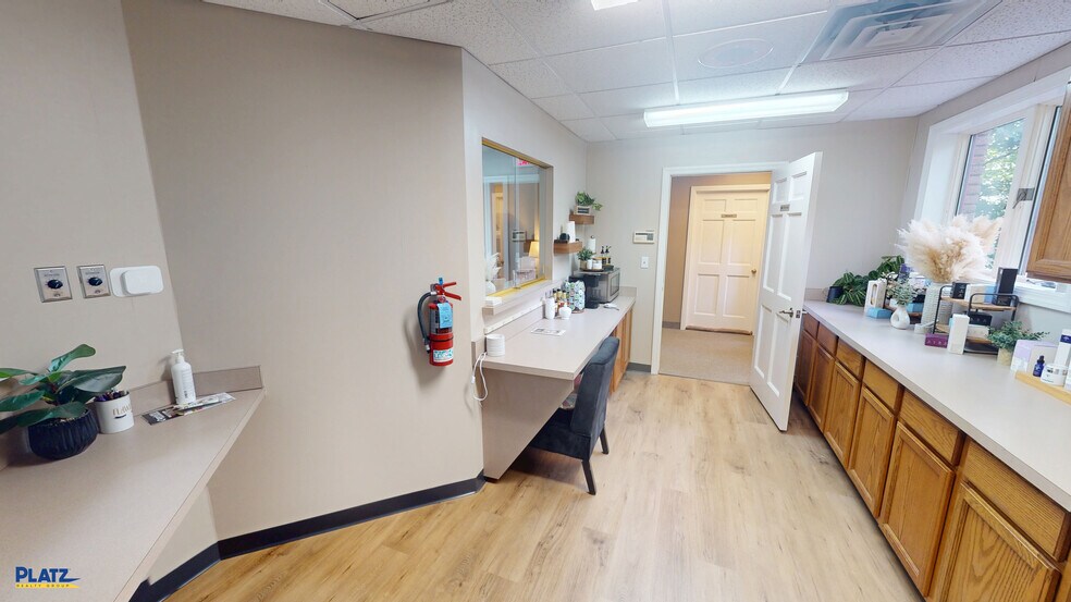 8501 E Market St, Warren, OH for sale - Building Photo - Image 3 of 13