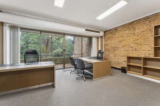 33 Ryde Rd, Pymble for lease Interior Photo- Image 2 of 8