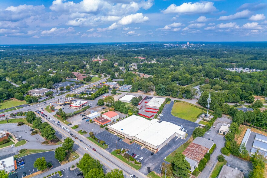 105 Southport Rd, Spartanburg, SC à vendre - Aérien - Image 2 de 13