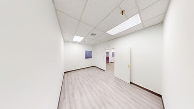 16511-16511 NW 8th Ave, Miami, FL for lease Interior Photo- Image 2 of 64