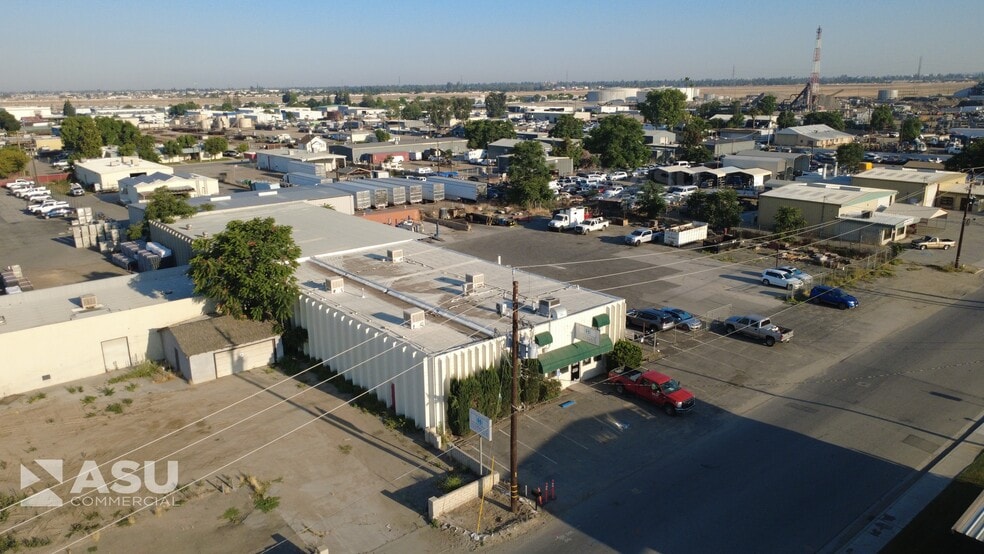 2901 Gibson St, Bakersfield, CA à louer - Photo du bâtiment - Image 2 de 23