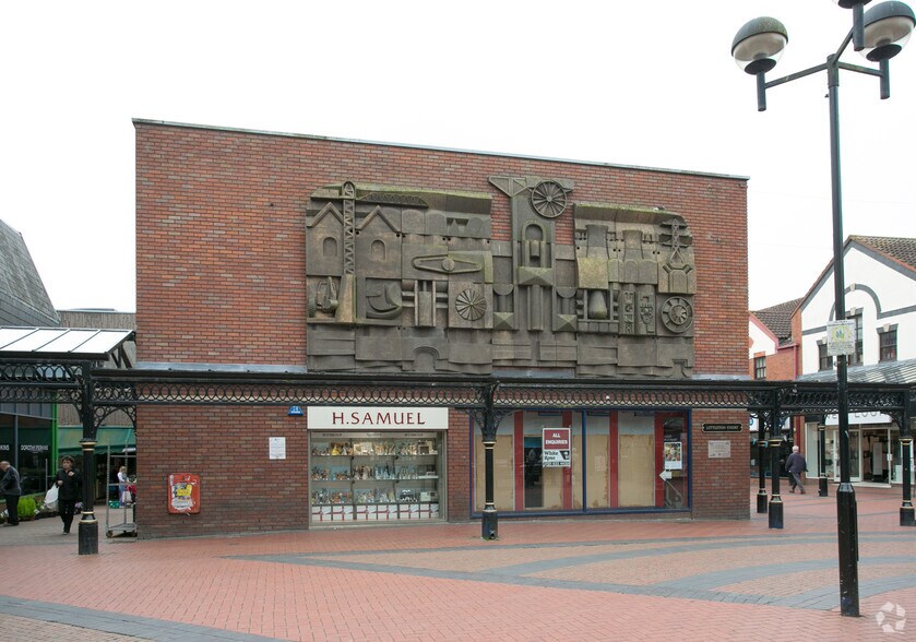 4-16 Market Hall St, Cannock for lease - Building Photo - Image 2 of 3