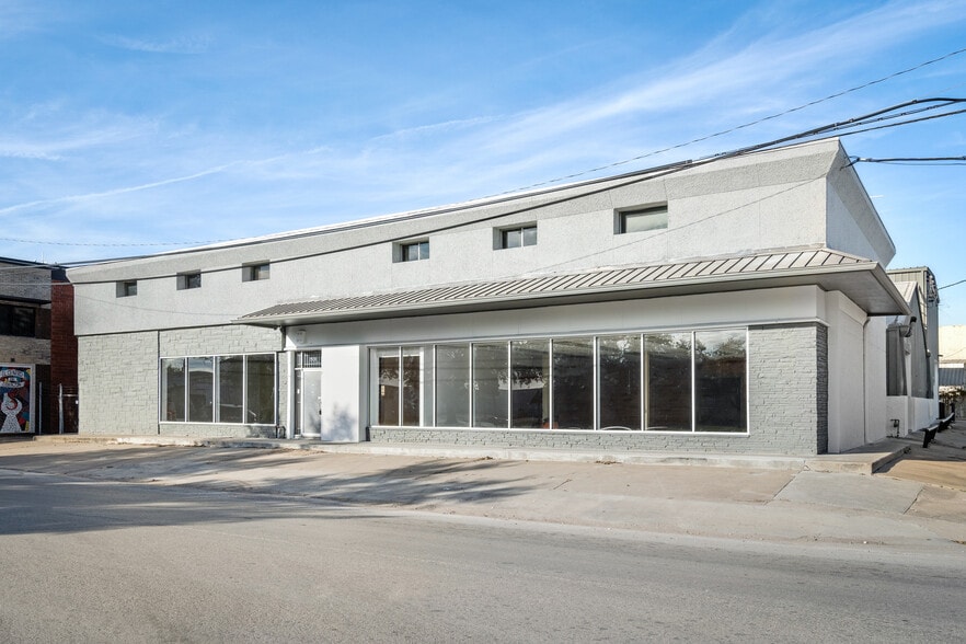 5011 Navigation Blvd, Houston, TX for lease - Building Photo - Image 3 of 21