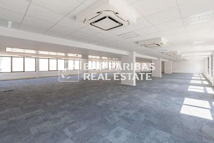 8 Rue Bellini, Paris for lease - Interior Photo - Image 3 of 19