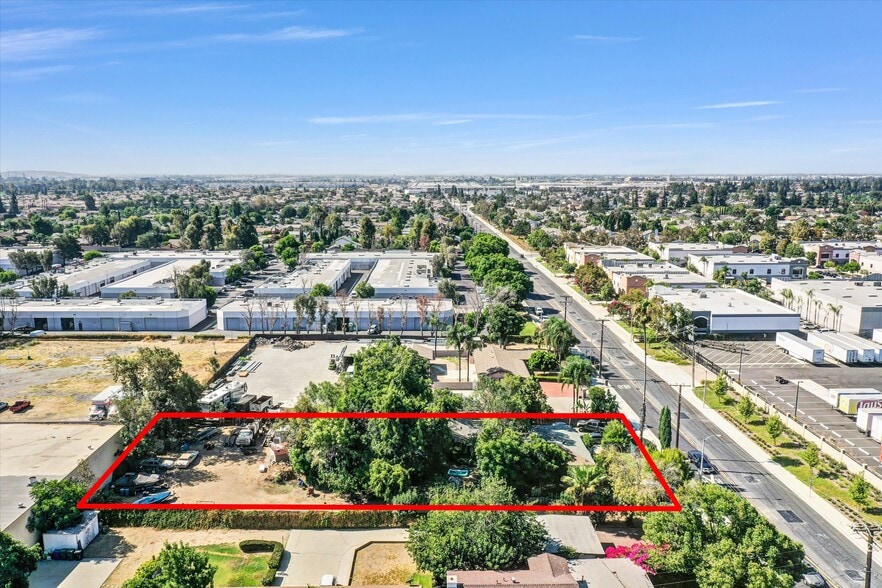 8945 Hellman Ave, Rancho Cucamonga, CA for sale - Building Photo - Image 2 of 29