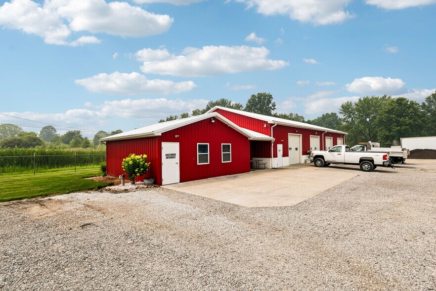 3220 McCartney Rd, Youngstown, OH à vendre - Photo du bâtiment - Image 2 de 55