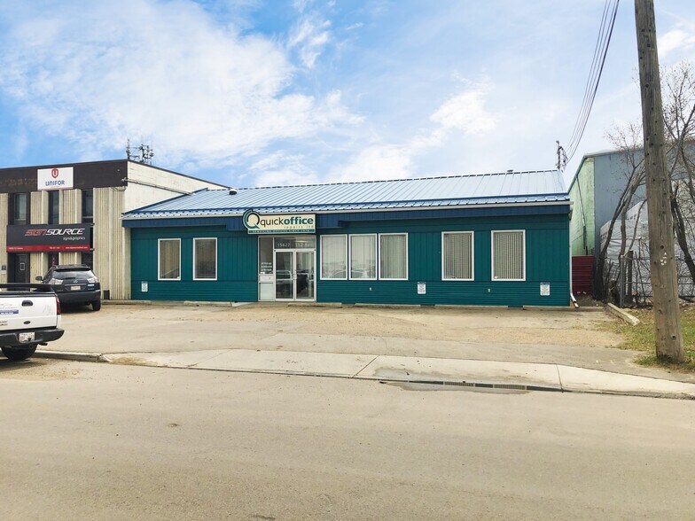 15627 112th Ave NW, Edmonton, AB à vendre - Photo du bâtiment - Image 3 de 10
