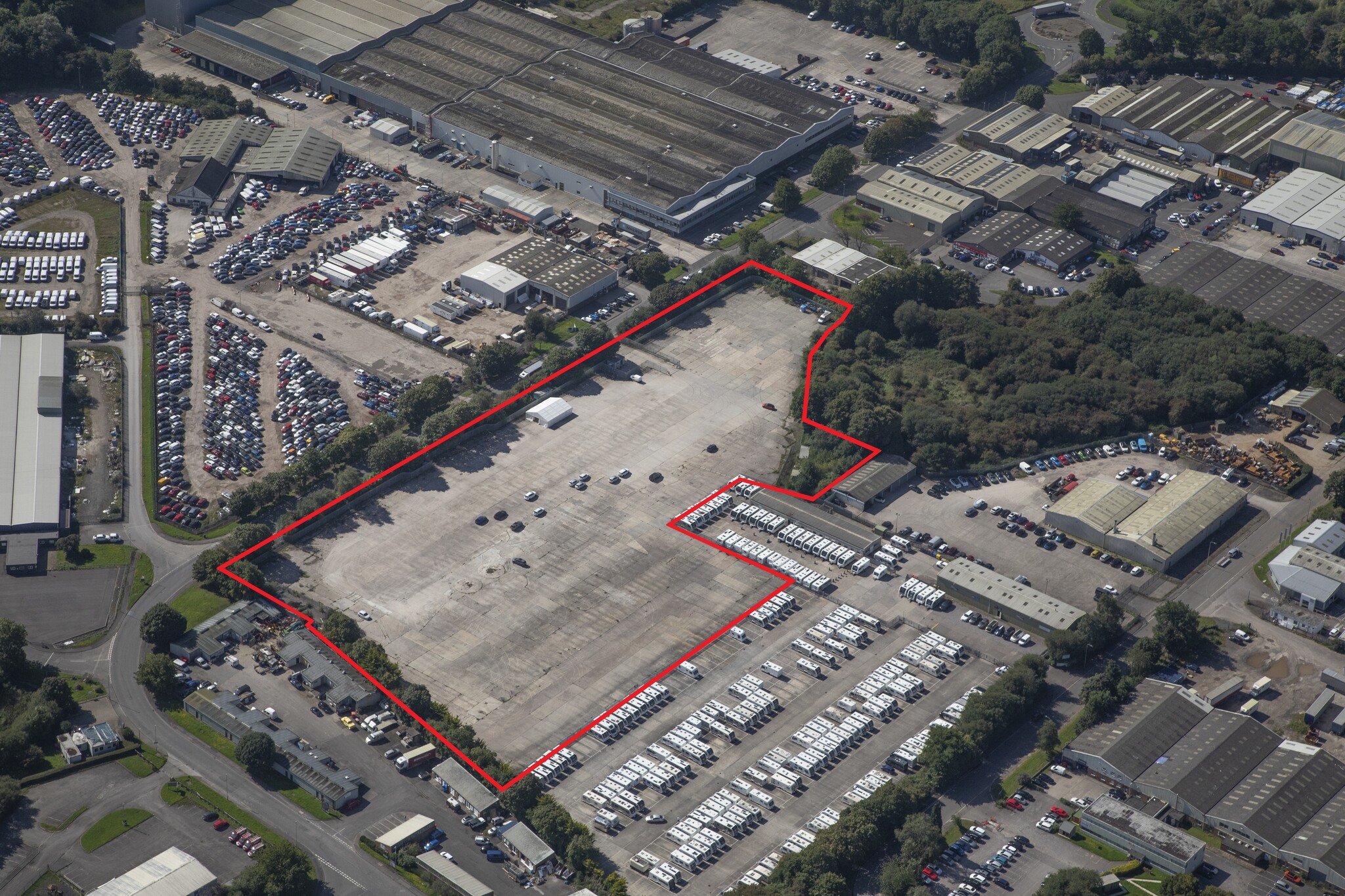 3/3A Quartermaster Road, Westbury for lease Primary Photo- Image 1 of 4