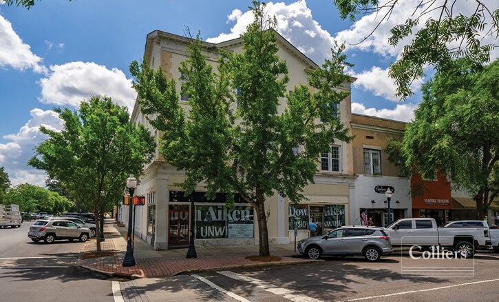 106 Laurens St SW, Aiken, SC à vendre - Photo principale - Image 1 de 1
