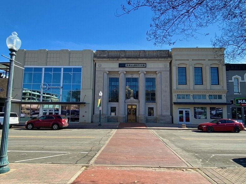 Bank Of America Building Downtown, Waco, TX for lease - Building Photo - Image 1 of 4
