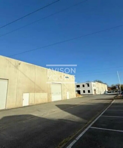 Flex in Vitry-sur-Seine for lease - Building Photo - Image 2 of 3