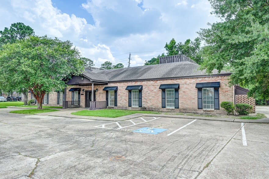 14721 Pebble Bend Dr, Houston, TX for lease - Building Photo - Image 3 of 92