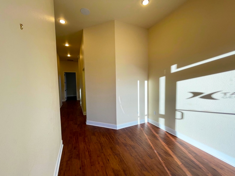 1920 Corporate Dr, San Marcos, TX for lease - Interior Photo - Image 3 of 7