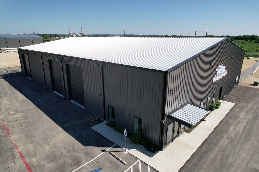 729 Soechting Rd, New Braunfels, TX for sale - Building Photo - Image 3 of 9