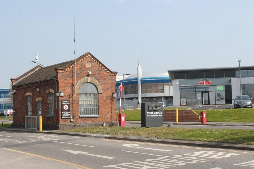 Second Av, Kingswinford à louer - Photo du bâtiment - Image 3 de 17