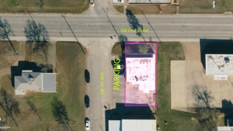 711 SW 1st St, Mineral Wells, TX à vendre - Photo du bâtiment - Image 2 de 6