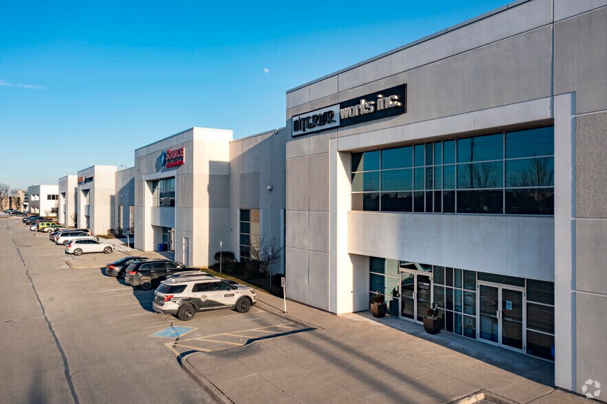 3100 Harvester Rd, Burlington, ON à louer - Photo du bâtiment - Image 3 de 10
