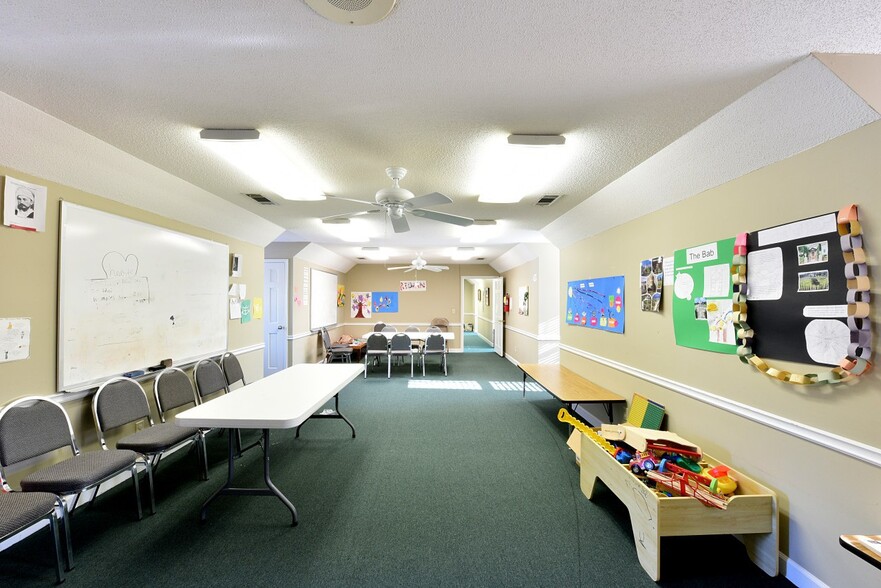 2601 Sandy Plains Rd, Marietta, GA à louer - Photo intérieure - Image 3 de 56