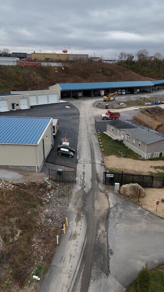 328 Generation Dr, Morgantown, WV à louer - Vidéo sur l’inscription commerciale - Image 2 de 8