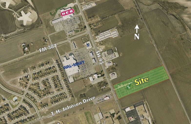 3310 N Main St, Taylor, TX à vendre - Photo du bâtiment - Image 2 de 9