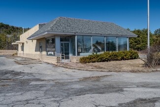 Plus de détails pour 270 Broadway, Whitehall, NY - Commerce de détail à vendre