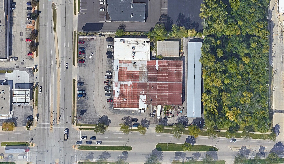 8010-8030 N 76th St, Milwaukee, WI for lease - Aerial - Image 3 of 3