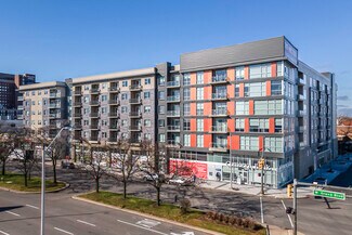 Plus de détails pour 2911 W Grand Blvd, Detroit, MI - Commerce de détail à louer