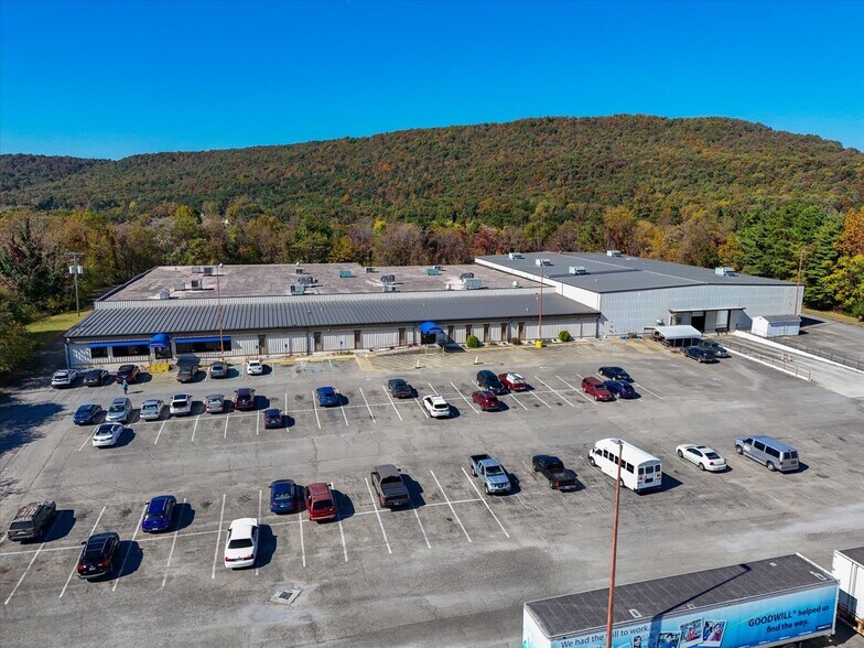 1045 N Main St, Rocky Mount, VA à vendre - Aérien - Image 2 de 22